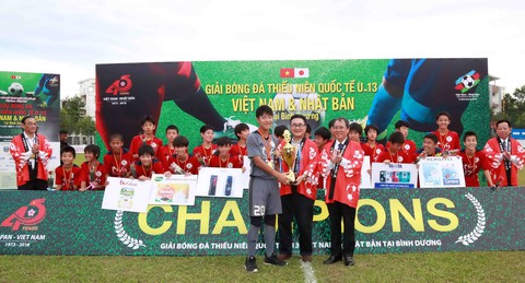 U13 Tokyu S Reyes vô địch giải bóng đá quốc tế VN - Nhật Bản - Ảnh 3. U13 Tokyu S Reyes vô địch giải bóng đá quốc tế VN - Nhật Bản - Ảnh 3.