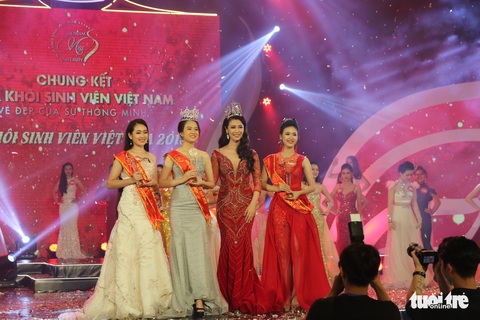 Nữ sinh trường Luật đăng quang hoa khôi sinh viên Việt Nam - Ảnh 12. Nữ sinh trường Luật đăng quang hoa khôi sinh viên Việt Nam - Ảnh 12.