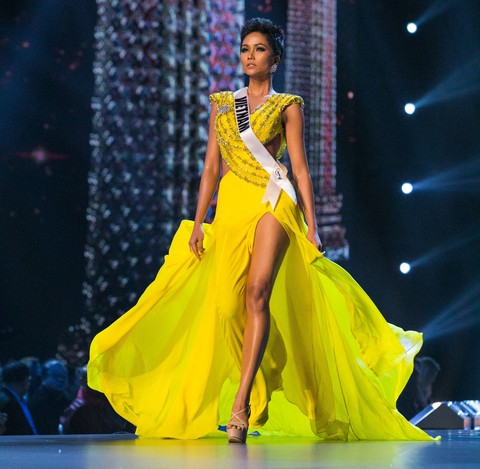 Xem lại hành trình của HHen Niê đến top 5 Miss Universe - Ảnh 14. Xem lại hành trình của HHen Niê đến top 5 Miss Universe - Ảnh 14.