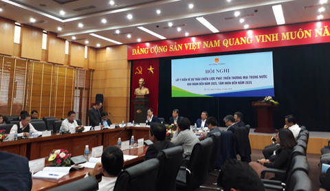 Bộ muốn có ông lớn bán lẻ, doanh nghiệp nói không thông minh - Ảnh 1. Bộ muốn có ông lớn bán lẻ, doanh nghiệp nói không thông minh - Ảnh 1.