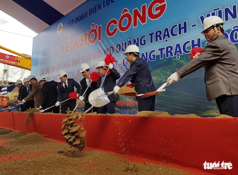12.000 tỉ đồng xây mới đường dây 500 kV cung ứng điện cho miền Nam - Ảnh 1. 12.000 tỉ đồng xây mới đường dây 500 kV cung ứng điện cho miền Nam - Ảnh 1.