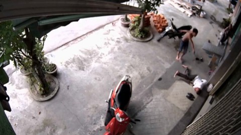 Chặt vòi bạch tuộc tín dụng đen - Ảnh 6. Chặt vòi bạch tuộc tín dụng đen - Ảnh 6.