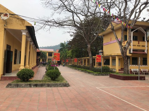 Nam sinh tố hiệu trưởng cưỡng dâm sẽ được luật sư bảo vệ miễn phí - Ảnh 3. Nam sinh tố hiệu trưởng cưỡng dâm sẽ được luật sư bảo vệ miễn phí - Ảnh 3.
