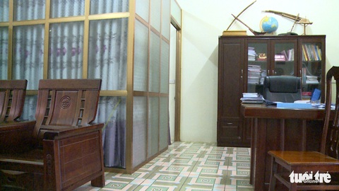 Vụ nam sinh tố hiệu trưởng cưỡng dâm: Địa phương ở đâu trong bảo vệ trẻ yếu thế? - Ảnh 2. Vụ nam sinh tố hiệu trưởng cưỡng dâm: Địa phương ở đâu trong bảo vệ trẻ yếu thế? - Ảnh 2.