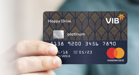 VIB phát hành thẻ tín dụng vượt trội dành riêng cho chủ sở hữu ôtô - Ảnh 1. VIB phát hành thẻ tín dụng vượt trội dành riêng cho chủ sở hữu ôtô - Ảnh 1.