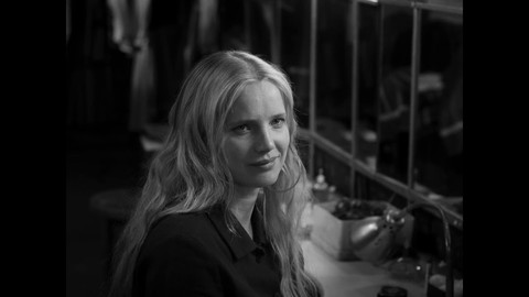 The Hollywood Reporter công bố 30 vai diễn xuất sắc nhất năm 2018 - Ảnh 6. The Hollywood Reporter công bố 30 vai diễn xuất sắc nhất năm 2018 - Ảnh 6.