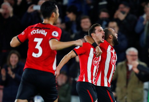 Lukaku và Herrera lập công, M.U thoát chết trước Southampton - Ảnh 1. Lukaku và Herrera lập công, M.U thoát chết trước Southampton - Ảnh 1.