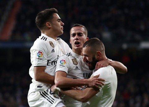 Thắng may Valencia, Real Madrid vươn lên thứ 5 - Ảnh 2. Thắng may Valencia, Real Madrid vươn lên thứ 5 - Ảnh 2.
