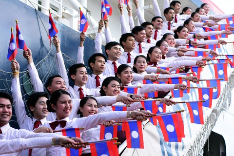 Tàu Nippon Maru đưa 329 thanh niên ưu tú cập cảng Cát Lái - Ảnh 5. Tàu Nippon Maru đưa 329 thanh niên ưu tú cập cảng Cát Lái - Ảnh 5.
