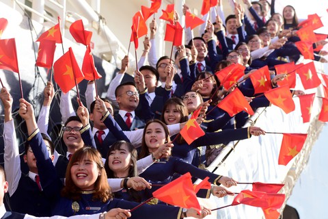 Tàu Nippon Maru đưa 329 thanh niên ưu tú cập cảng Cát Lái - Ảnh 6. Tàu Nippon Maru đưa 329 thanh niên ưu tú cập cảng Cát Lái - Ảnh 6.