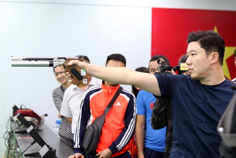 Xạ thủ 4 lần vô địch Olympic mê... câu cá - Ảnh 4. Xạ thủ 4 lần vô địch Olympic mê... câu cá - Ảnh 4.