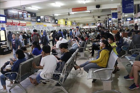 Vé xe Tết Nguyên Đán Kỷ Hợi tăng không quá 60% - Ảnh 1. Vé xe Tết Nguyên Đán Kỷ Hợi tăng không quá 60% - Ảnh 1.