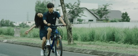 Bé Thanh Mỹ đã biết yêu trong First love - Ảnh 1. Bé Thanh Mỹ đã biết yêu trong First love - Ảnh 1.