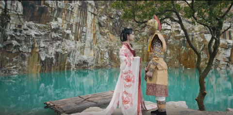 Quán quân Hồng Gấm tung phim ngắn cổ trang Sẽ thôi mong chờ - Ảnh 2. Quán quân Hồng Gấm tung phim ngắn cổ trang Sẽ thôi mong chờ - Ảnh 2.