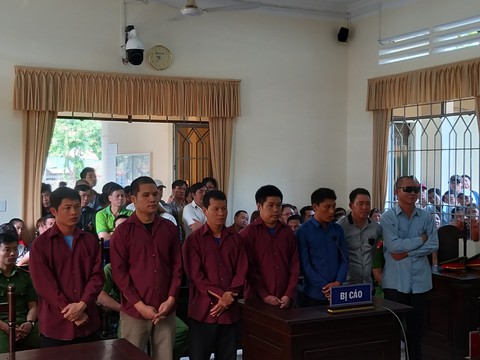 Nhóm nổ súng, chém như “phim” ở huyện Nhơn Trạch lãnh án - Ảnh 1. Nhóm nổ súng, chém như “phim” ở huyện Nhơn Trạch lãnh án - Ảnh 1.