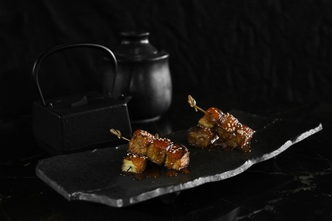 Thưởng thức ẩm thực chay tại Nhà hàng Akira Back Hanoi - Ảnh 4. Thưởng thức ẩm thực chay tại Nhà hàng Akira Back Hanoi - Ảnh 4.