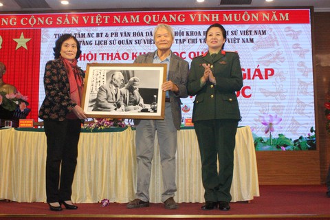 Đại tướng Võ Nguyên Giáp: Tuồng ta đã hay, đã trác tuyệt thì giữ - Ảnh 4. Đại tướng Võ Nguyên Giáp: Tuồng ta đã hay, đã trác tuyệt thì giữ - Ảnh 4.