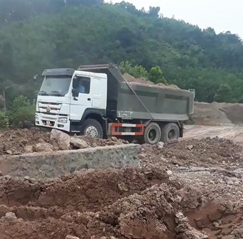 Xử lý nghiêm nhà máy Nhiệt điện Mông Dương 1 để xỉ thải đổ sai quy định - Ảnh 1. Xử lý nghiêm nhà máy Nhiệt điện Mông Dương 1 để xỉ thải đổ sai quy định - Ảnh 1.