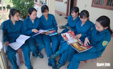 Những bóng hồng canh trời tuổi đôi mươi ở Đồng Hới - Ảnh 2. Những bóng hồng canh trời tuổi đôi mươi ở Đồng Hới - Ảnh 2.