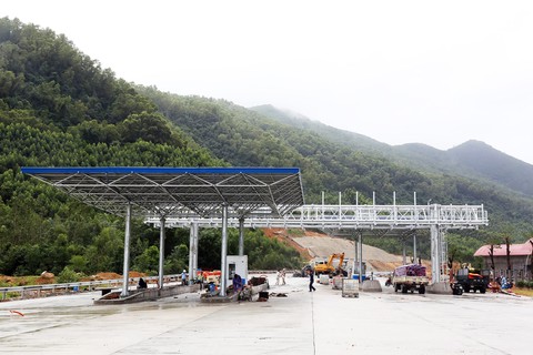 Hầm đường bộ Đèo Cù Mông vận hành sử dụng trước Tết Kỷ Hợi 2019 - Ảnh 8. Hầm đường bộ Đèo Cù Mông vận hành sử dụng trước Tết Kỷ Hợi 2019 - Ảnh 8.