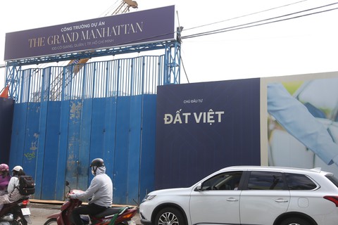 Kiến nghị rà soát việc giao đất dự án The Grand Manhattan - Ảnh 2. Kiến nghị rà soát việc giao đất dự án The Grand Manhattan - Ảnh 2.