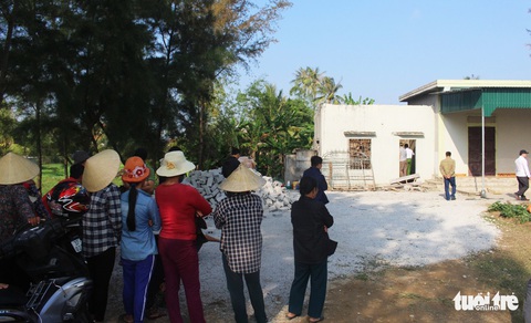 Phát hiện hộp đựng nghi thuốc nổ sau vụ nổ làm người đàn ông chết - Ảnh 6. Phát hiện hộp đựng nghi thuốc nổ sau vụ nổ làm người đàn ông chết - Ảnh 6.