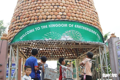 Lung linh những cây thông Noel ‘có một không hai ở xứ Nghệ - Ảnh 6. Lung linh những cây thông Noel ‘có một không hai ở xứ Nghệ - Ảnh 6.