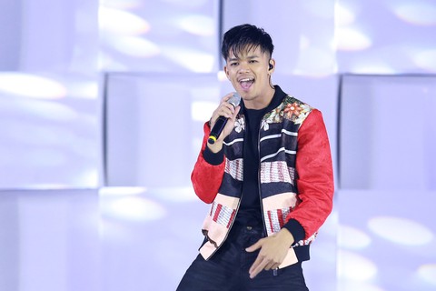 Trọng Hiếu hóa Micheal Jackson trong Music Home - Ảnh 2. Trọng Hiếu hóa Micheal Jackson trong Music Home - Ảnh 2.