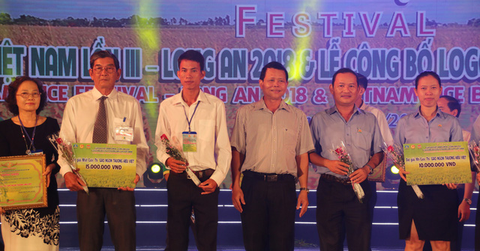 Gạo hữu cơ ST24 đạt giải nhất Gạo ngon thương hiệu Việt - Ảnh 1. Gạo hữu cơ ST24 đạt giải nhất Gạo ngon thương hiệu Việt - Ảnh 1.