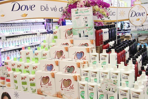 Lotte mart gửi trao khách hàng hàng ngàn món quà - Ảnh 9. Lotte mart gửi trao khách hàng hàng ngàn món quà - Ảnh 9.
