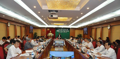 Xử lý tổ chức đảng vi phạm phải xem xét trách nhiệm từng cá nhân - Ảnh 1. Xử lý tổ chức đảng vi phạm phải xem xét trách nhiệm từng cá nhân - Ảnh 1.