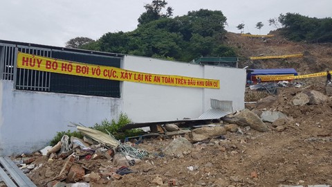 Nạn nhân sạt lở núi Cô Tiên kêu bị làm ngơ bồi thường - Ảnh 2. Nạn nhân sạt lở núi Cô Tiên kêu bị làm ngơ bồi thường - Ảnh 2.