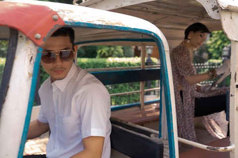 Hút hồn theo Màu mắt nhung của Võ Việt Chung - Ảnh 3. Hút hồn theo Màu mắt nhung của Võ Việt Chung - Ảnh 3.