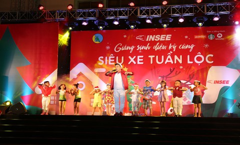 Siêu xe Tuần Lộc - cùng thiếu nhi đón Giáng sinh diệu kỳ - Ảnh 5. Siêu xe Tuần Lộc - cùng thiếu nhi đón Giáng sinh diệu kỳ - Ảnh 5.