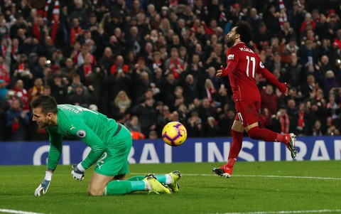 Liverpool và Tottenham đại thắng trong ngày Boxing day - Ảnh 1. Liverpool và Tottenham đại thắng trong ngày Boxing day - Ảnh 1.