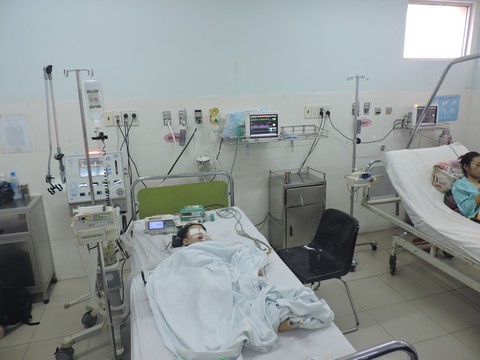 Sau vụ lật tàu, Nha Trang tăng cường đảm bảo an toàn đường thủy - Ảnh 1. Sau vụ lật tàu, Nha Trang tăng cường đảm bảo an toàn đường thủy - Ảnh 1.