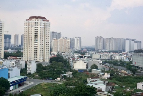 Lo ngại thị trường bất động sản “tăng nóng”, tín dụng bị siết mạnh - Ảnh 1. Lo ngại thị trường bất động sản “tăng nóng”, tín dụng bị siết mạnh - Ảnh 1.
