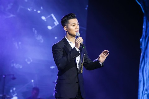 Thanh Lam, Thu Phương, Đức Tuấn cháy hết mình với ký ức Phú Quang - Ảnh 9. Thanh Lam, Thu Phương, Đức Tuấn cháy hết mình với ký ức Phú Quang - Ảnh 9.