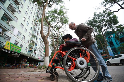 Chuyện tình Vân - Neil: Hôm nay anh vẫn đang yêu em - Ảnh 1. Chuyện tình Vân - Neil: Hôm nay anh vẫn đang yêu em - Ảnh 1.