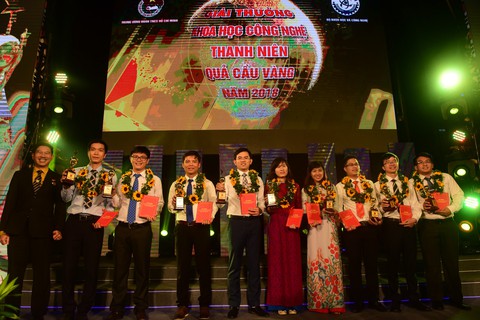 Trao quả cầu vàng cho 10 tài năng trẻ khoa học công nghệ - Ảnh 6. Trao quả cầu vàng cho 10 tài năng trẻ khoa học công nghệ - Ảnh 6.