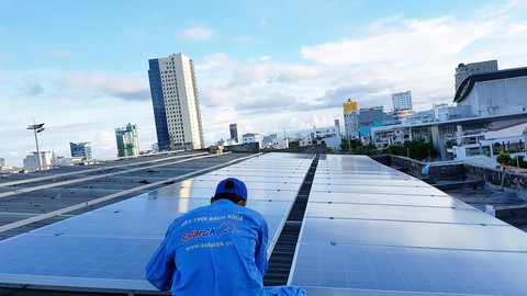 Nhiều gói hỗ trợ phát triển điện mặt trời - Ảnh 1. Nhiều gói hỗ trợ phát triển điện mặt trời - Ảnh 1.