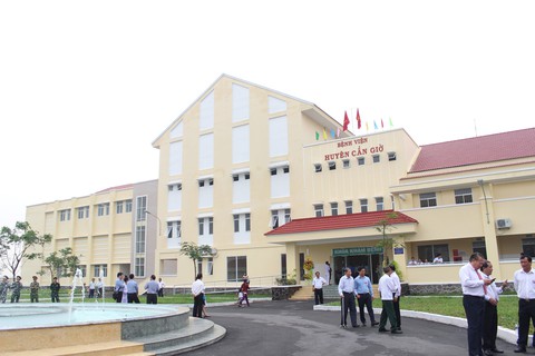 Khánh thành Bệnh viện Cần Giờ với nhiều máy móc hiện đại - Ảnh 1. Khánh thành Bệnh viện Cần Giờ với nhiều máy móc hiện đại - Ảnh 1.