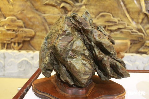Nhà sưu tập Phan Khôi triển lãm đá cảnh Suiseki tại Đà Nẵng - Ảnh 11. Nhà sưu tập Phan Khôi triển lãm đá cảnh Suiseki tại Đà Nẵng - Ảnh 11.