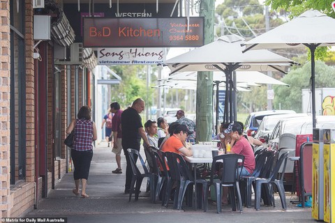 Bị băng gốc Phi cướp bóc, người Việt ở Melbourne có thể tuyên chiến - Ảnh 2. Bị băng gốc Phi cướp bóc, người Việt ở Melbourne có thể tuyên chiến - Ảnh 2.