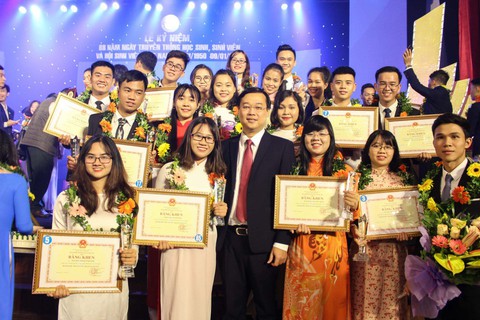 2018 - năm rực rỡ của sinh viên HUTECH - Ảnh 3. 2018 - năm rực rỡ của sinh viên HUTECH - Ảnh 3.