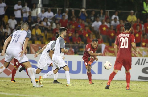 Nhà vô địch AFF Cup 2008: Đức Chinh bài bản, Công Phượng căng cứng - Ảnh 4. Nhà vô địch AFF Cup 2008: Đức Chinh bài bản, Công Phượng căng cứng - Ảnh 4.