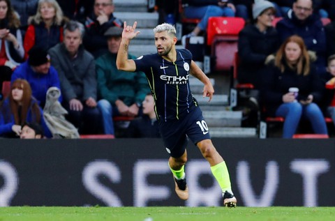 Đá bại Southampton, M.C tìm lại niềm vui chiến thắng - Ảnh 2. Đá bại Southampton, M.C tìm lại niềm vui chiến thắng - Ảnh 2.