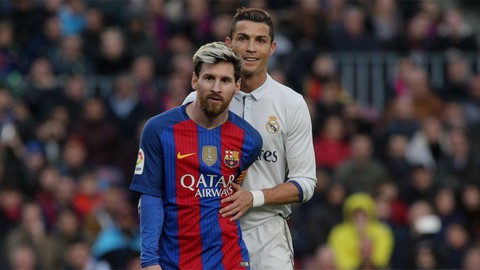 Nhìn lại 1 năm của Messi và Ronaldo trong 60 giây - Ảnh 4. Nhìn lại 1 năm của Messi và Ronaldo trong 60 giây - Ảnh 4.