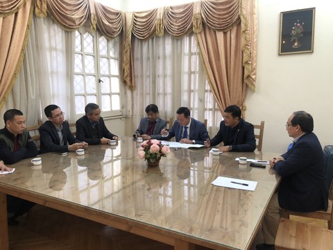 Ngày mai 31-12, 8 du khách Việt Nam bị nạn ở Ai Cập về nước - Ảnh 1. Ngày mai 31-12, 8 du khách Việt Nam bị nạn ở Ai Cập về nước - Ảnh 1.
