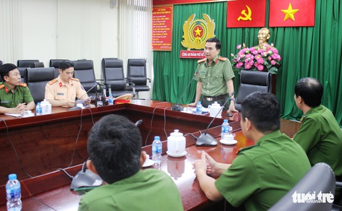 TP.HCM ra quân lực lượng tuần tra, kiểm soát hỗn hợp 363 - Ảnh 2. TP.HCM ra quân lực lượng tuần tra, kiểm soát hỗn hợp 363 - Ảnh 2.